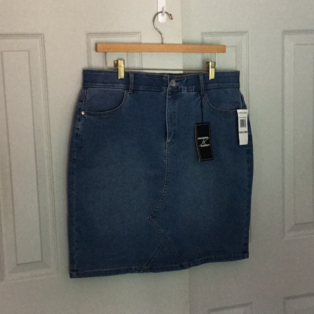 Morgan and Walker NWT denim skirt 12w